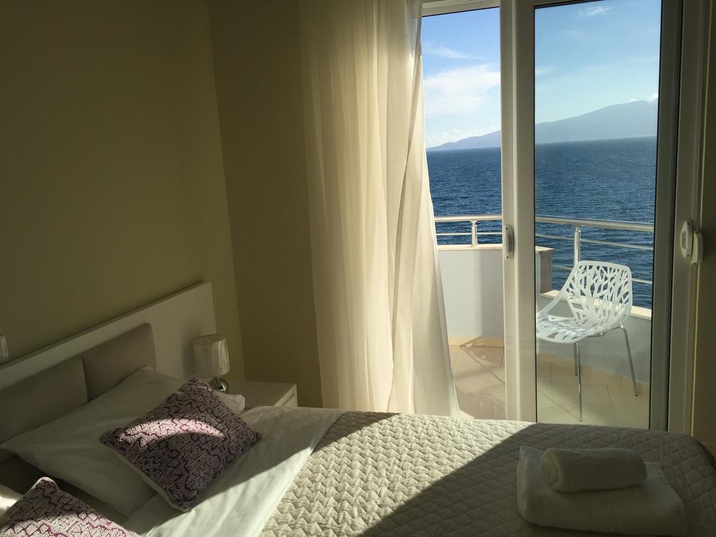 Skyfall Apartment Sarandë Esterno foto